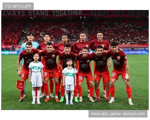 上海海港外援组合再度发力，卫冕梦进一步接近